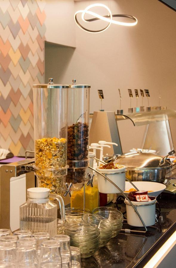 Luca Mare Bed & Breakfast Gouvia Bagian luar foto