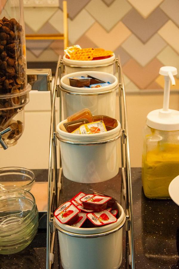 Luca Mare Bed & Breakfast Gouvia Bagian luar foto